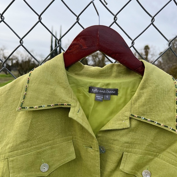 Kelly and Diane Sequin Pineapple Jacket - Picture 4 of 12